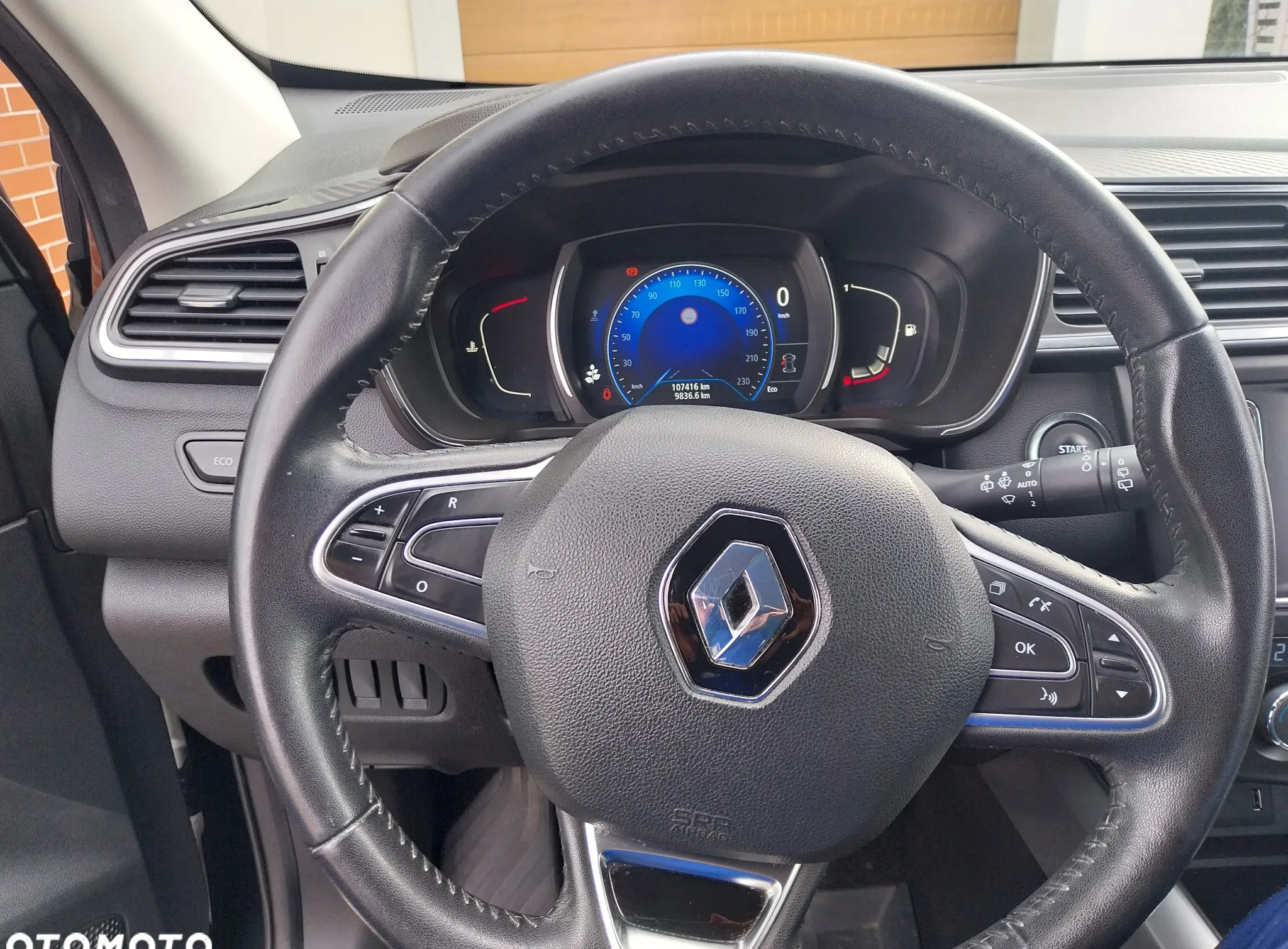 Renault Kadjar cena 49900 przebieg: 107500, rok produkcji 2015 z Koszalin małe 106